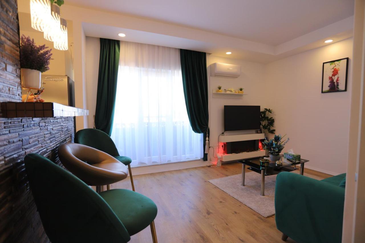 Apartament Beauty Smarald By Cosmopolis Stefanestii de Jos Екстериор снимка