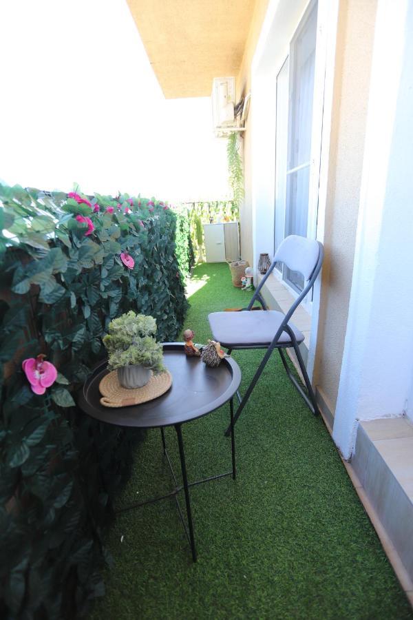 Apartament Beauty Smarald By Cosmopolis Stefanestii de Jos Екстериор снимка